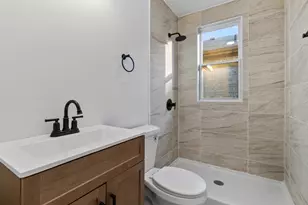 830 W 11th Ave, Gary, IN 46402 - Photo 24