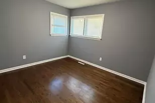 5173 Virginia St, Gary, IN 46409 - Photo 12