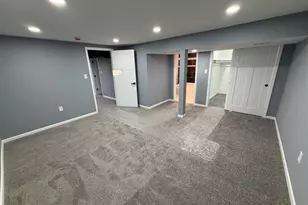 5173 Virginia St, Gary, IN 46409 - Photo 16