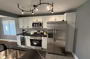 5173 Virginia St, Gary, IN 46409 - Photo 4