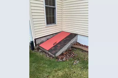 11807 Laurie Drive, Wheatfield, IN 46392 - Photo 32