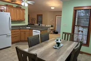 11807 Laurie Dr, Wheatfield, IN 46392 - Photo 6