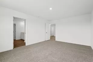 10542 Morse Pl, Crown Point, IN 46307 - Photo 12