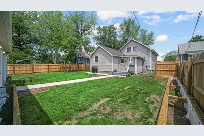 321 Holliday Street, Michigan City, IN 46360 - Photo 22