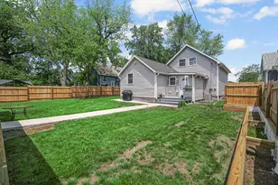 321 Holliday St, Michigan City, IN 46360 - Photo 22