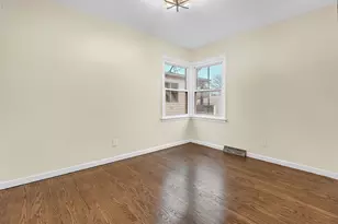 2727 Birch Ave, Whiting, IN 46394 - Photo 8