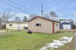 2727 Birch Ave, Whiting, IN 46394 - Photo 14