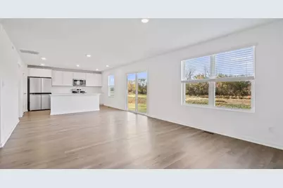 158 Cressmoor Boulevard, Hobart, IN 46342 - Photo 8