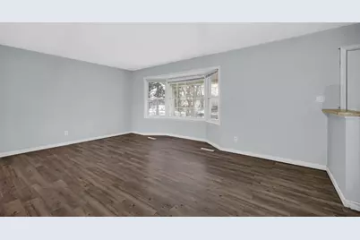 9604 Hawthorne Drive, Munster, IN 46321 - Photo 4