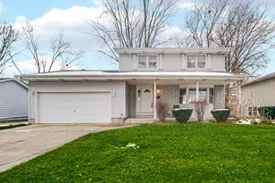 9604 Hawthorne Dr, Munster, IN 46321 - Photo 2