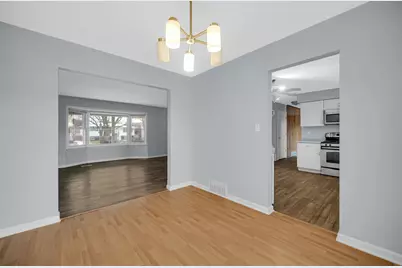 9604 Hawthorne Drive, Munster, IN 46321 - Photo 8