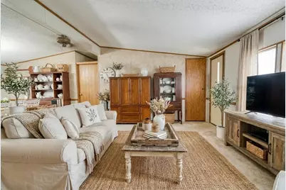 892 S 500 W, Hebron, IN 46341 - Photo 10