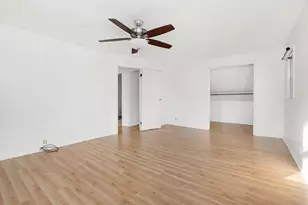 309 Jackson St, Michigan City, IN 46360 - Photo 6