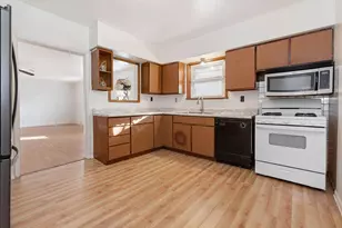 309 Jackson St, Michigan City, IN 46360 - Photo 12
