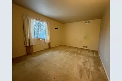 10859 Bunker Drive, Demotte, IN 46310 - Photo 18