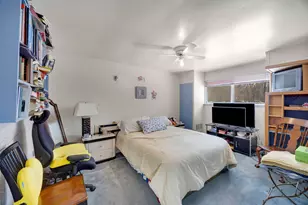 8411 Hickory Ave, Gary, IN 46403 - Photo 12