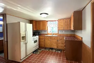 1212 Ridge St, La Porte, IN 46350 - Photo 6