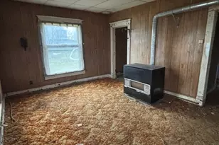 508 N Hobart St, Brook, IN 47922 - Photo 6