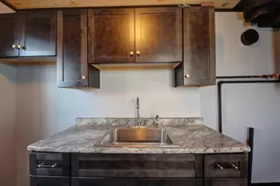 826 Kingsporte Ave, La Porte, IN 46350 - Photo 6