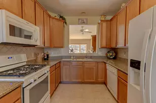 1247 Auburn Meadow Ln, Schererville, IN 46375 - Photo 6