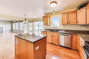 9935 Ashwood Ln, Munster, IN 46321 - Photo 12