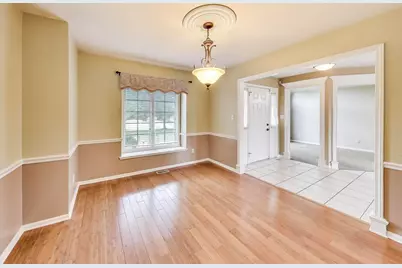 9935 Ashwood Lane, Munster, IN 46321 - Photo 8