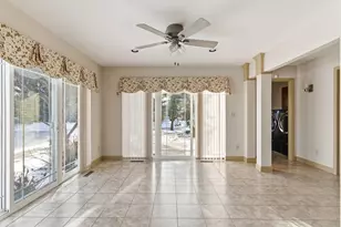 214 Abington St, Valparaiso, IN 46385 - Photo 4