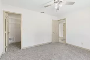 214 Abington St, Valparaiso, IN 46385 - Photo 16