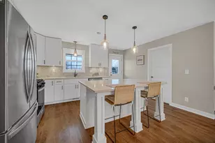 217 Hemlock Ln, Crown Point, IN 46307 - Photo 4