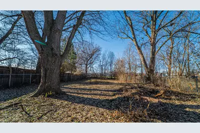 1013 Merrillville Road, Crown Point, IN 46307 - Photo 34