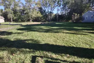 4000 W 51st Ave, Griffith, IN 46319 - Photo 2