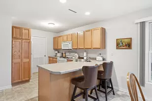 1148 Timberwood Ln, Schererville, IN 46375 - Photo 12