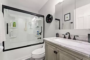 346 E 100 S, Valparaiso, IN 46383 - Photo 14