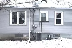 312 N Colorado St, Hobart, IN 46342 - Photo 2