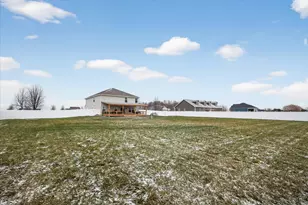 1060 Scipio Dr, La Porte, IN 46350 - Photo 32