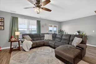 1060 Scipio Dr, La Porte, IN 46350 - Photo 6