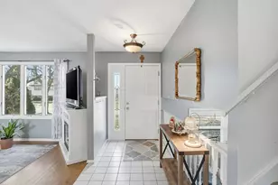 2417 Canterbury Pl, Schererville, IN 46375 - Photo 4