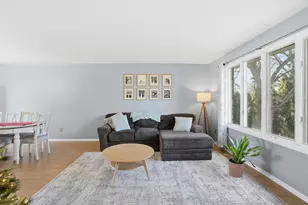 2417 Canterbury Pl, Schererville, IN 46375 - Photo 6