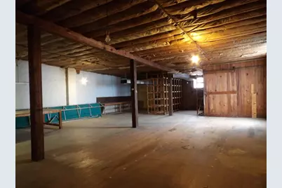 607 Jefferson Avenue #Upper, La Porte, IN 46350 - Photo 4