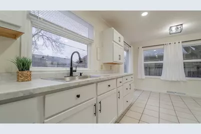 722 Madison Street, Michigan City, IN 46360 - Photo 16