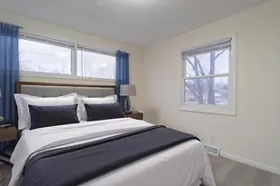 722 Madison St, Michigan City, IN 46360 - Photo 8