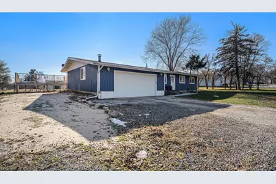 275 S State Road 2, Hebron, IN 46341 - Photo 2