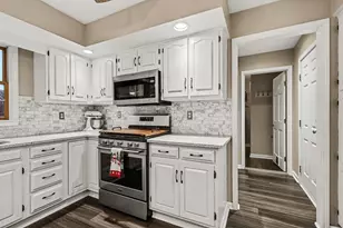 710 Brandonbury Dr, Valparaiso, IN 46383 - Photo 16