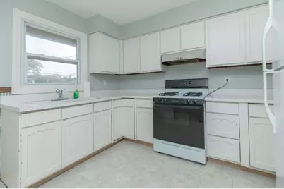 3136 Lois Place, Highland, IN 46322 - Photo 8