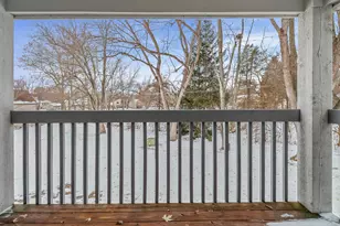 1066 Millpond Rd, Valparaiso, IN 46385 - Photo 16