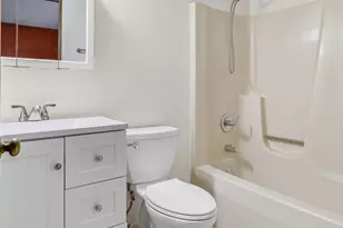 1066 Millpond Rd, Valparaiso, IN 46385 - Photo 14