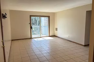 1066 Millpond Rd, Valparaiso, IN 46385 - Photo 2