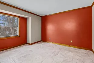 1066 Millpond Rd, Valparaiso, IN 46385 - Photo 12