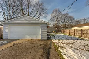 714 Juniper Rd, Valparaiso, IN 46385 - Photo 18