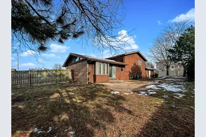 940 Old Beach Road, Dyer, IN 46311 - Photo 4